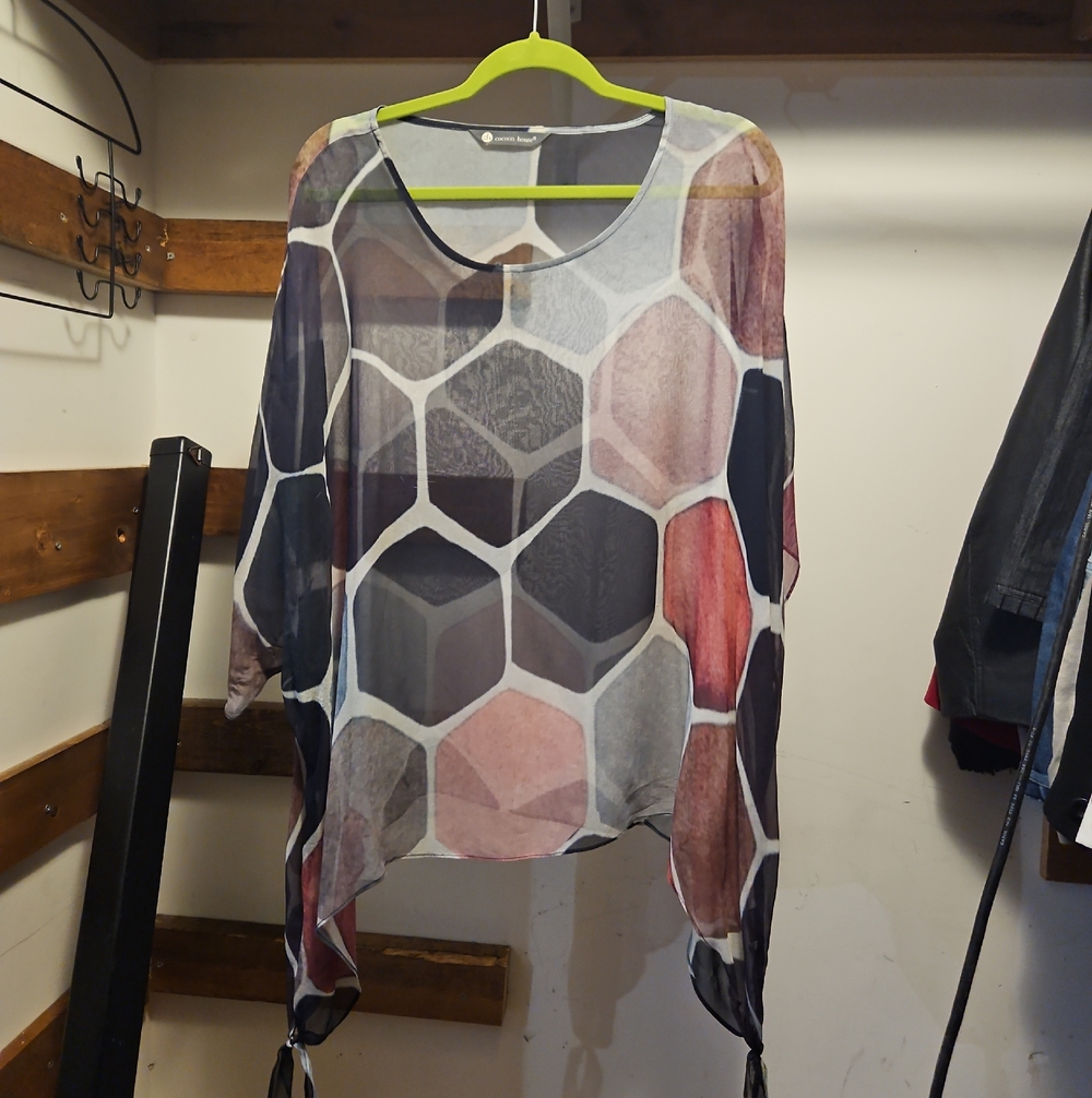 Sheer Hexagon Print Blouse in Navy and Blush